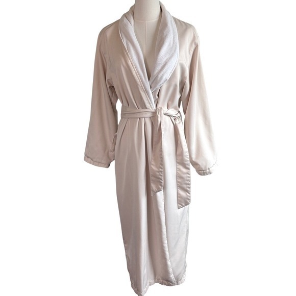 Restoration Hardware Other - Restoration Hardware Robe Champagne S Terry Lined Satin-Feel Shell Consign